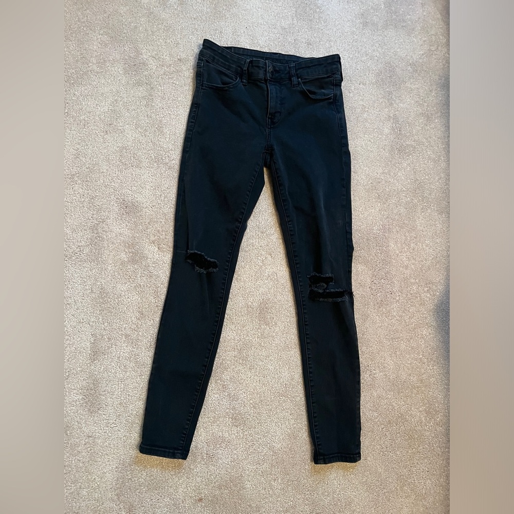 AE High Waisted Distressed Black Jegging